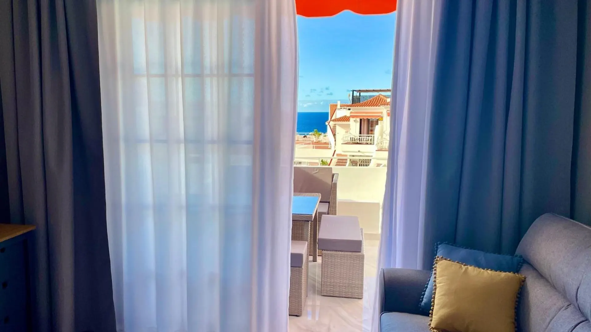 Luxury Diamond - Ocean View, Big Terraces, Air Con, Wifi Apartment Los Cristianos