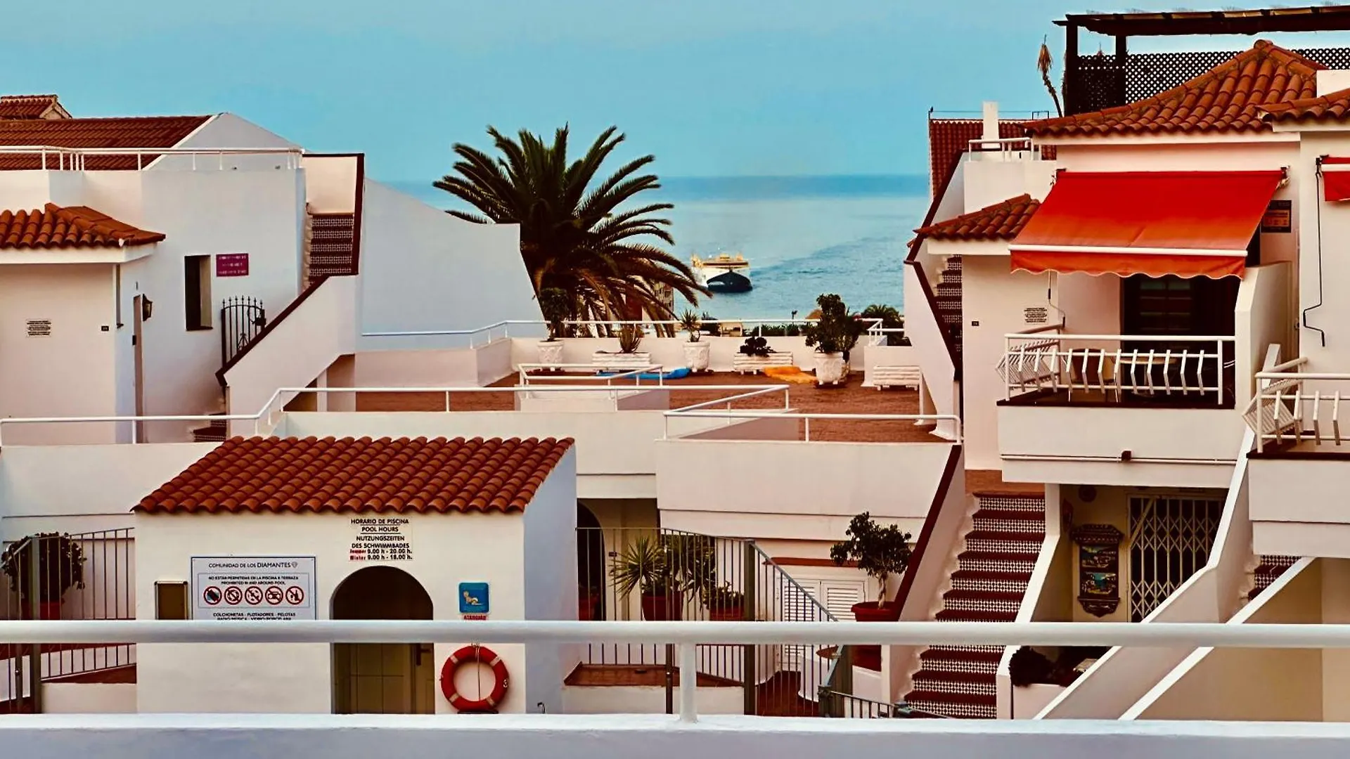 Luxury Diamond - Ocean View, Big Terraces, Air Con, Wifi Apartment Los Cristianos